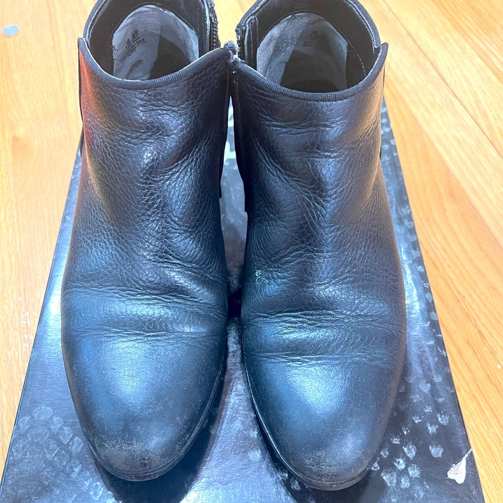 Sam Edelman short boots